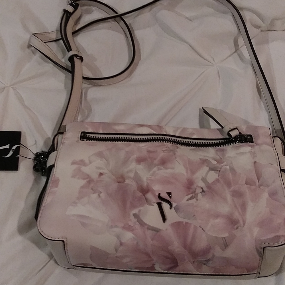 Simply Vera Wang purse